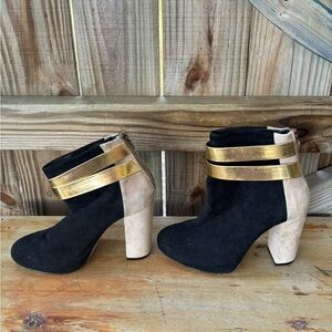 Coye Nokes Anisa Suede 2 Tone Back Zipper Ankle Boots Size 5.5